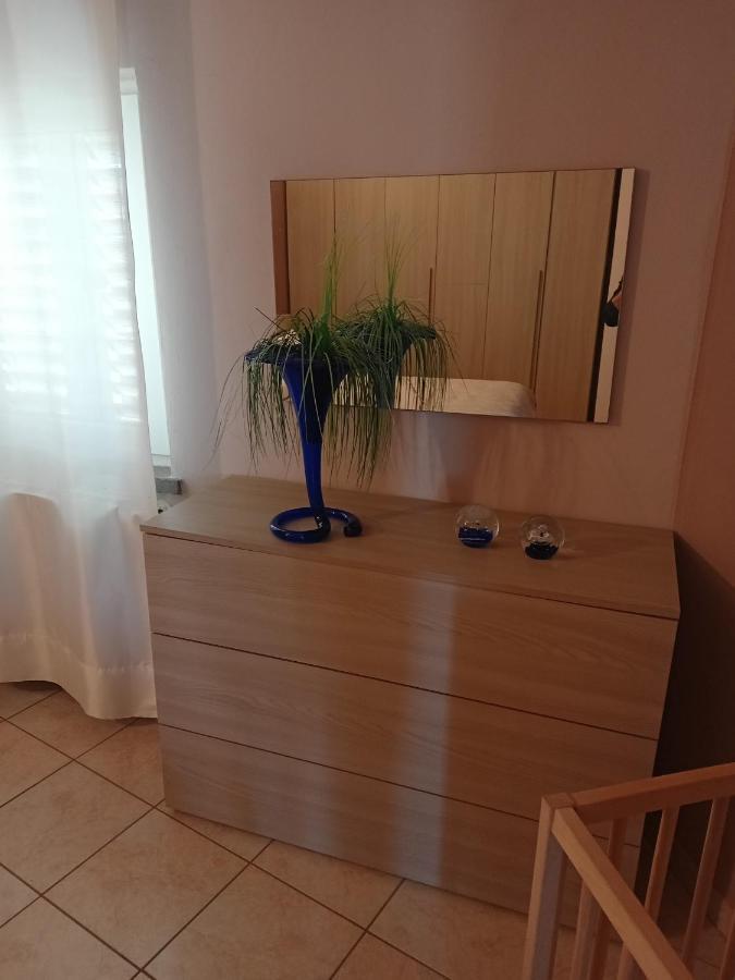 Casa Vacanza Le 2 Isole Suni Extérieur photo