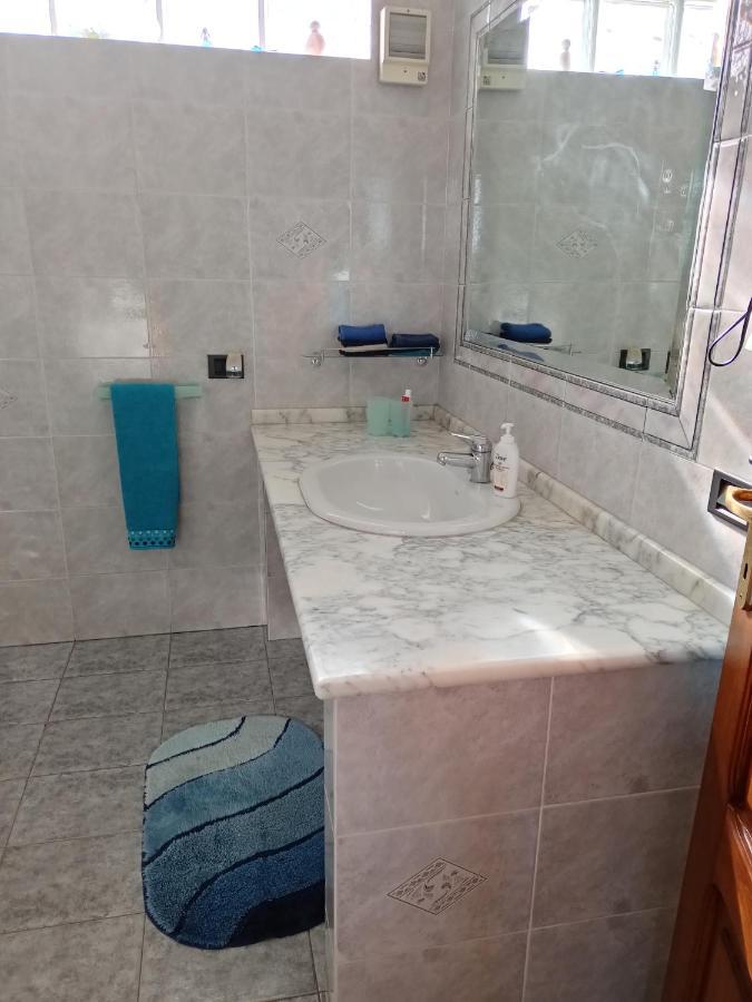 Casa Vacanza Le 2 Isole Suni Extérieur photo